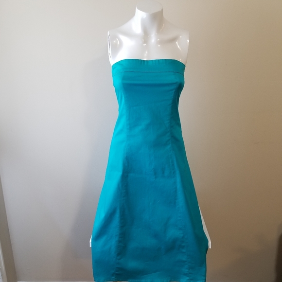 Aqua blue strapless fitted dress - Picture 3 of 11